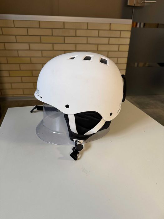 Шлем Smith Holt почти Новый Размер М