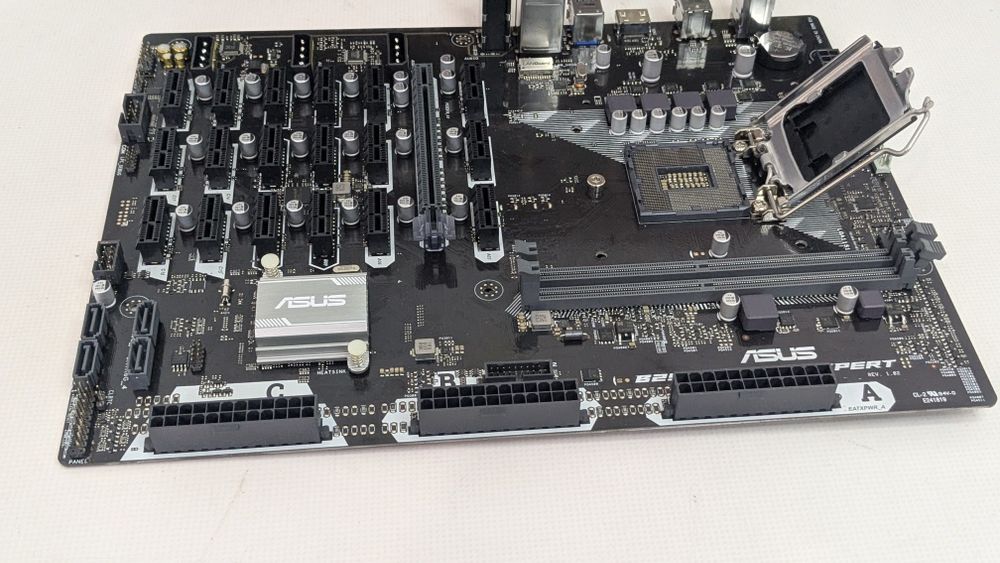 Материнська плата Asus B250 Mining Expert (s1151) CI-Ex16\Гарантія!