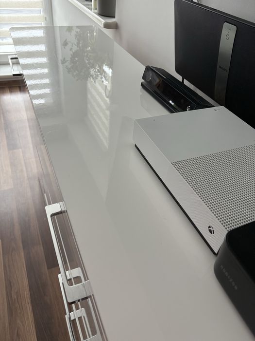 Komoda 180 cm z Agata Meble
