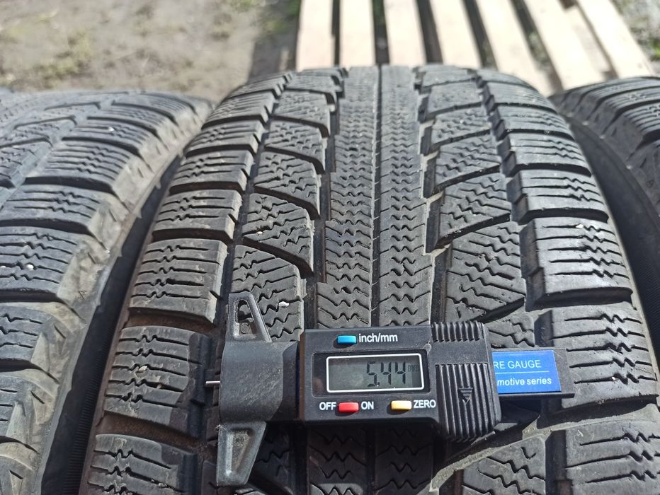 Зимние шины 215/65 R16 Triangle TR777 Pirelli Ice Zero FR Nexen