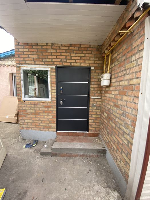 Двері вхідні вуличні для будинків входные металлические двери в дом