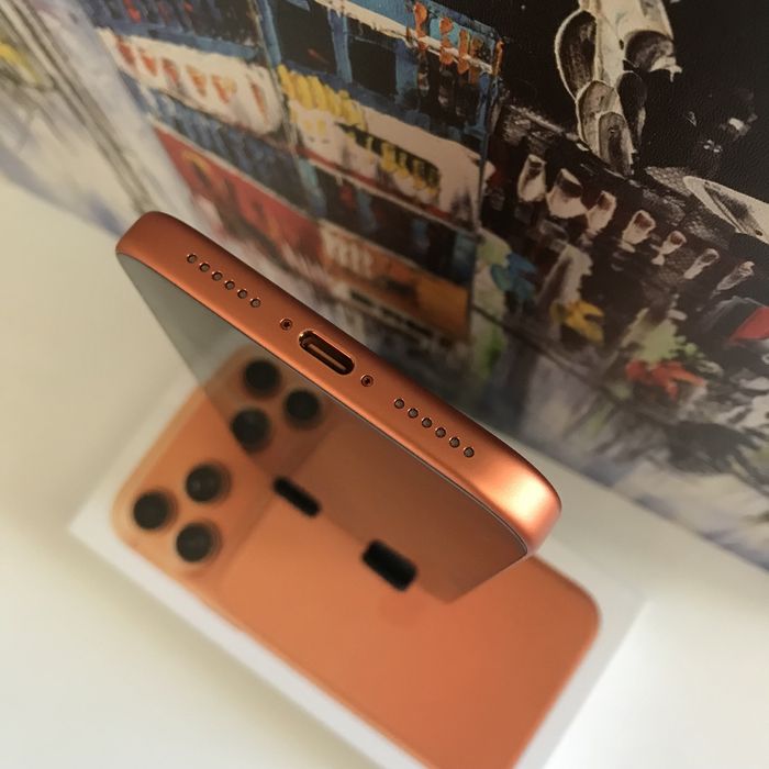 iPhone 17 Pro Max 2 TB Cosmic Orange Neverlock