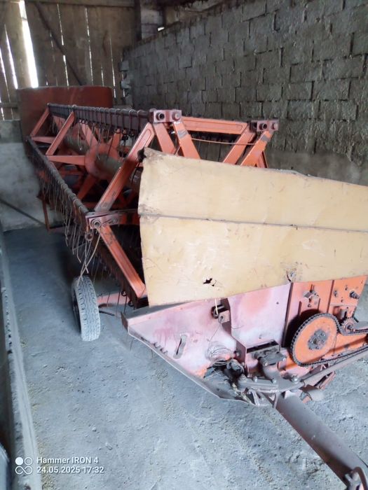 Sprzedam kombajn zbożowy BIZON Rekord Z058