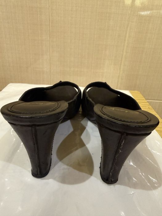 Босоніжки Clarks