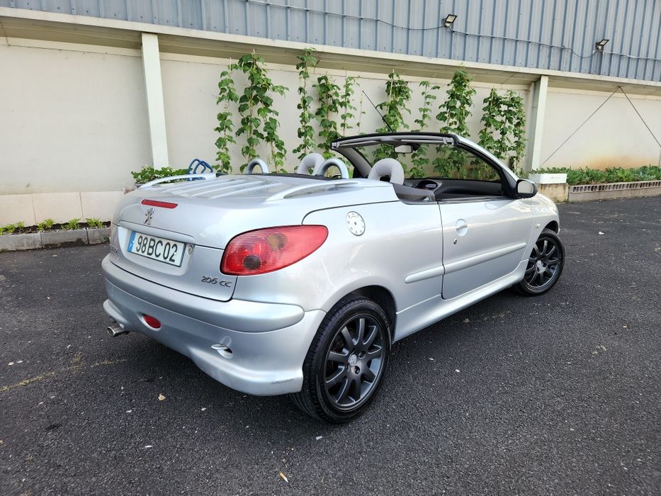 Peugeot 206 CC 1.6 HDI 161 Mil Kms Nacional foto 3