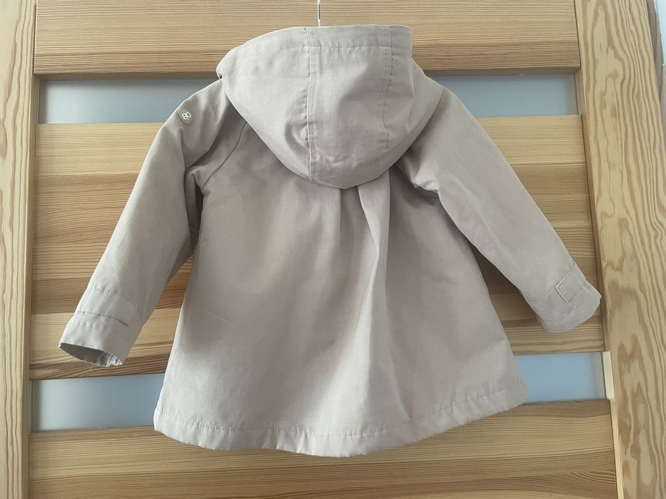 Płaszcz dziewczęcy z beretem Okaidi rozmiar 86