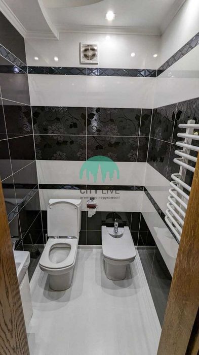 Продаж 2кімнатної квартири з меблями та технікою. 10хв до центру (38)