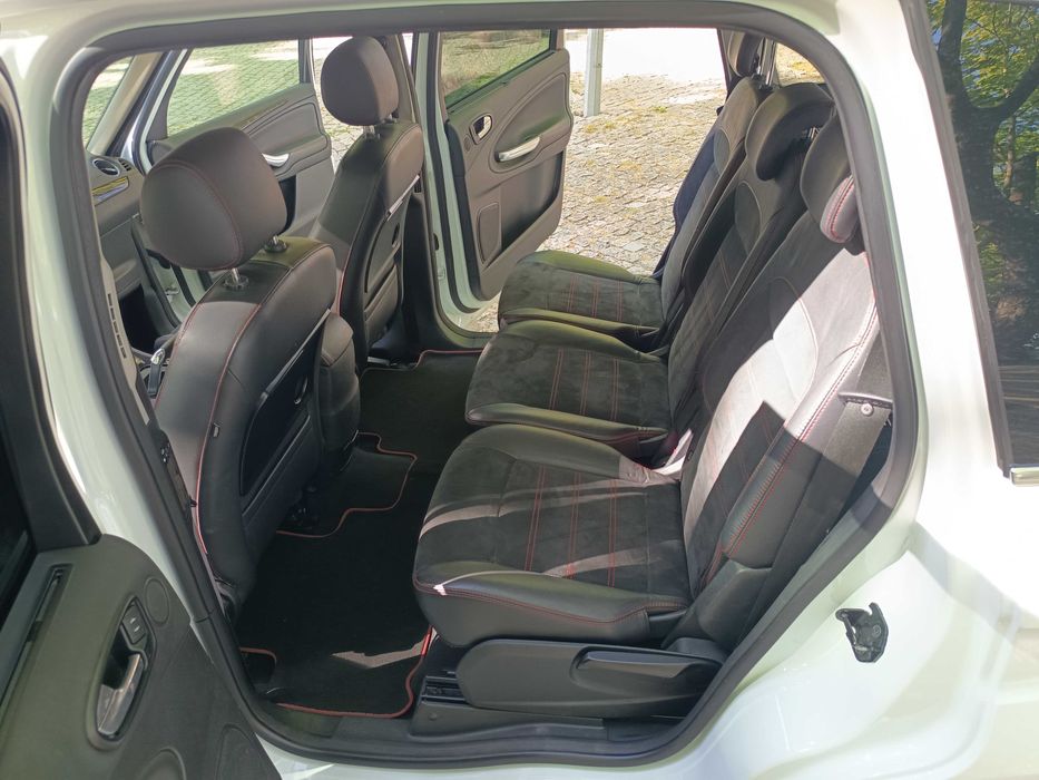 Ford S-Max Titanium S 7L