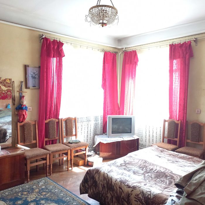 Продам 4-кімнатну квартиру м.Самбір