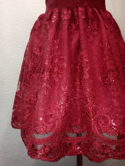 Красива вечірня святкова сукня червоного кольору | Коктейльна сукня