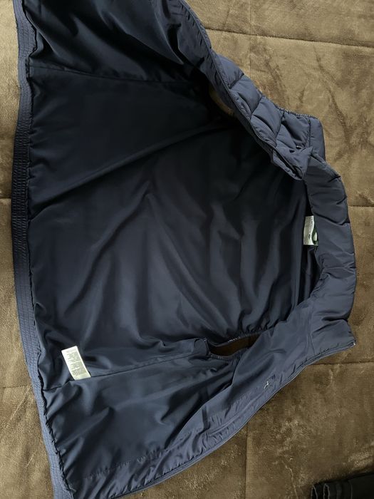 Colete azul da Lacoste