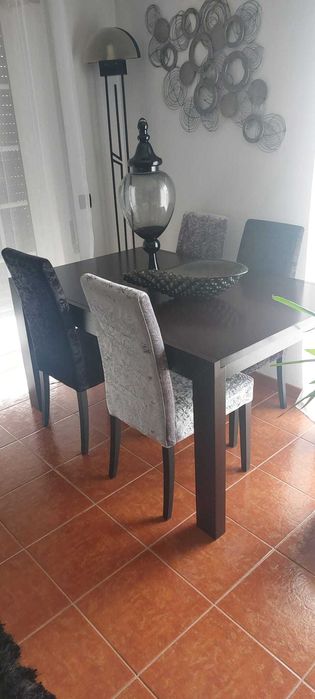 Mesa jantar com 4 cadeiras
