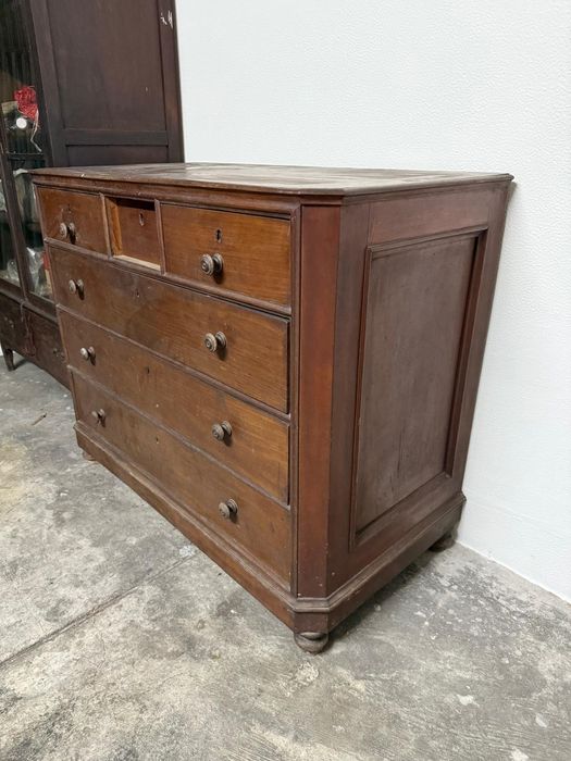 Cómoda Paramenteira Antiga