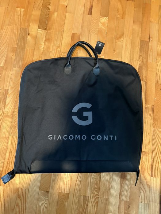 Nowy Garnitur Giacomo Conti