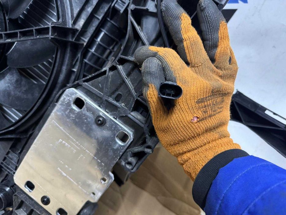 ZDERZAK Komplet Pas LAMPY CHŁODNICE Hybrid Audi Q5 80A LIFT 2020