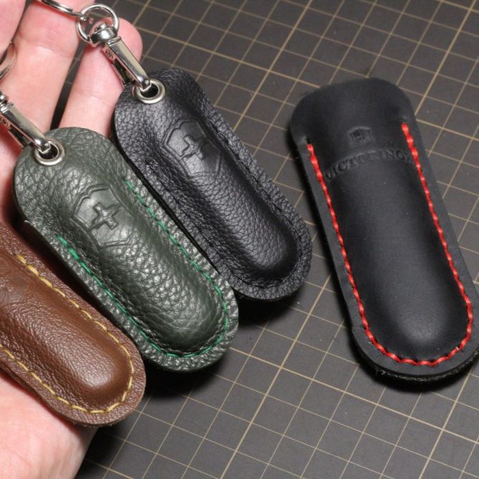 Чехол ручная работа натуральная кожа victorinox classic sd alox