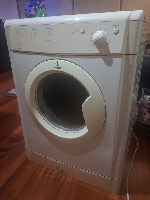Maquina de secar 7Kg indesit