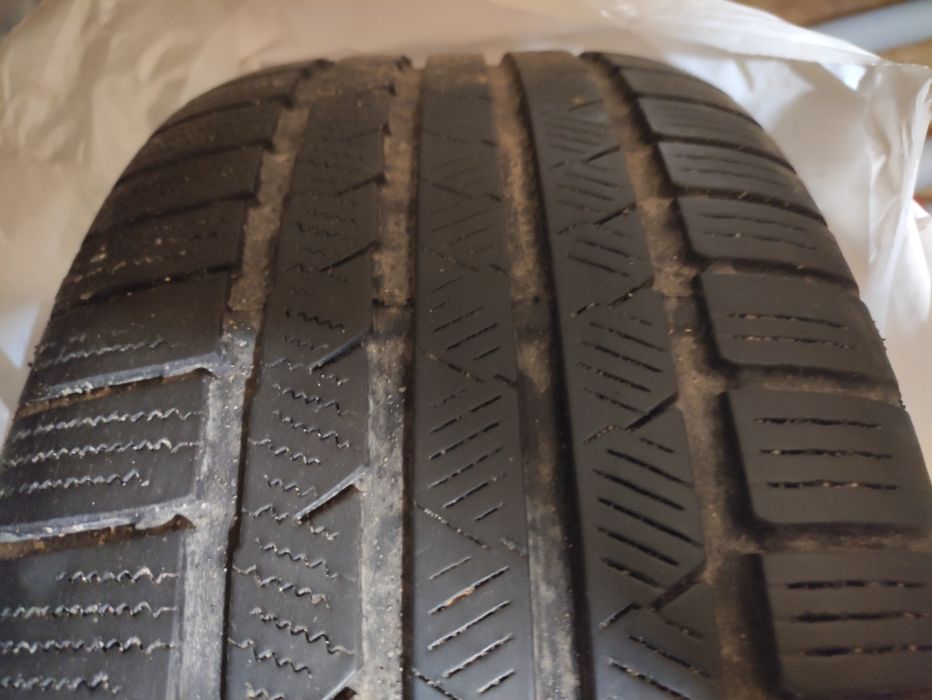 Opony zimowe Continental 245/40 R18