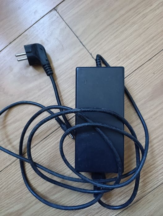 Vendo carregador bicicleta elétrica