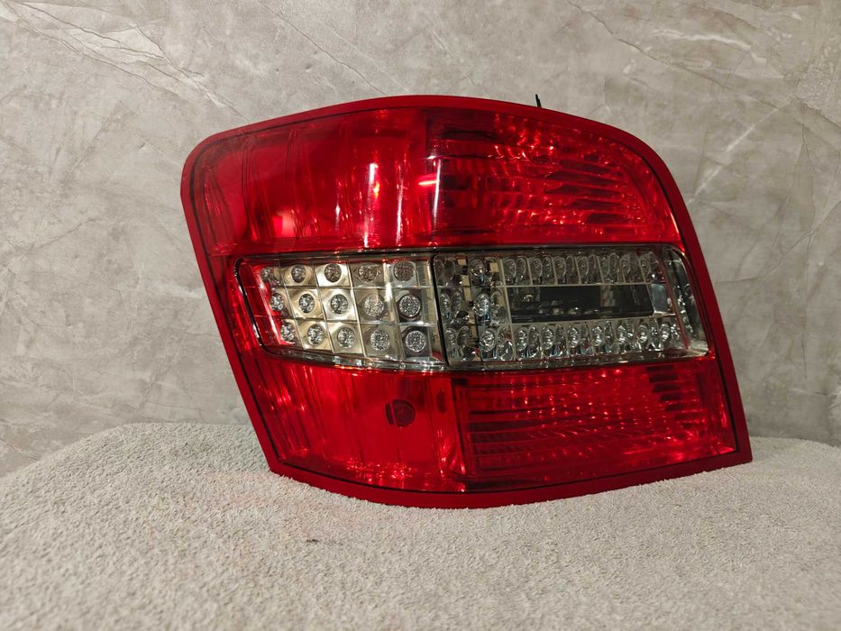 Lampa Lewy Tył Mercedes GLK X204 EUROPA