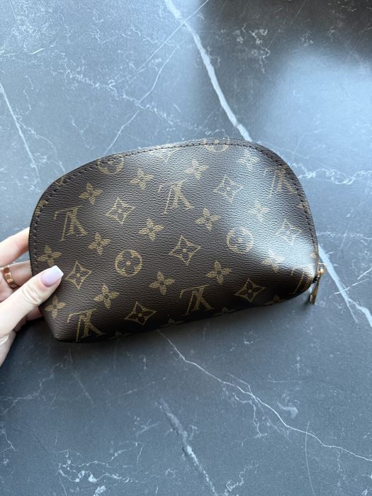 Косметичка Louiss Vuitton