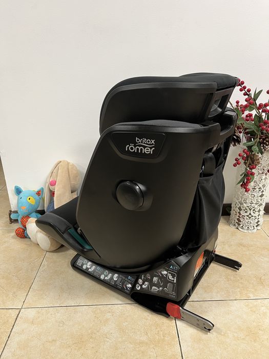 Автокрісло Britax Romer Advansafix i-Size Група 1/2/3 (9-36кг)