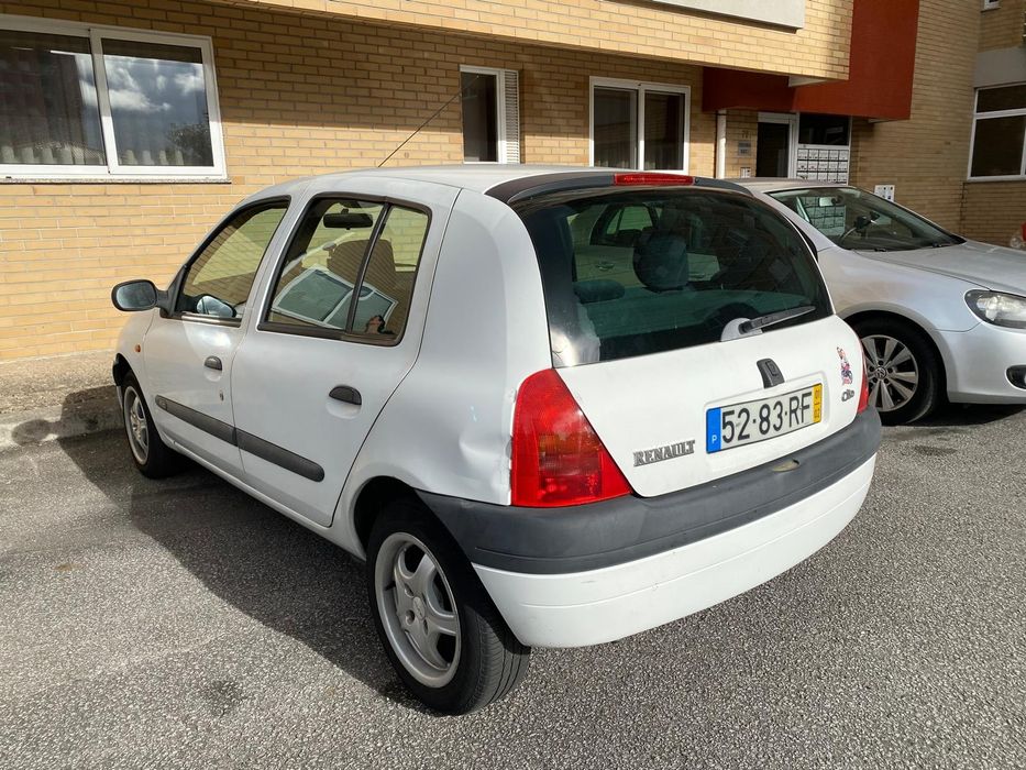 Renault Clio 2002 — photo 4