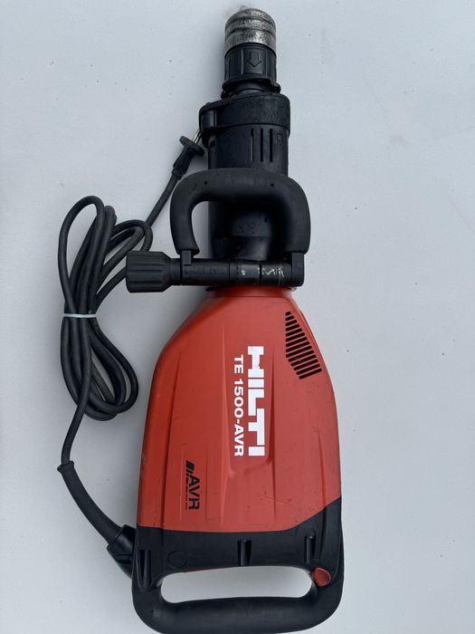 Młot wyburzeniowy Hilti TE 1500 AVR