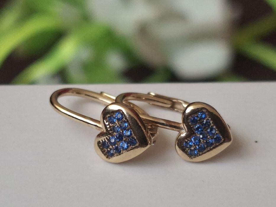 Kolczyki szafirowe serduszka Srebro złocone pr.925