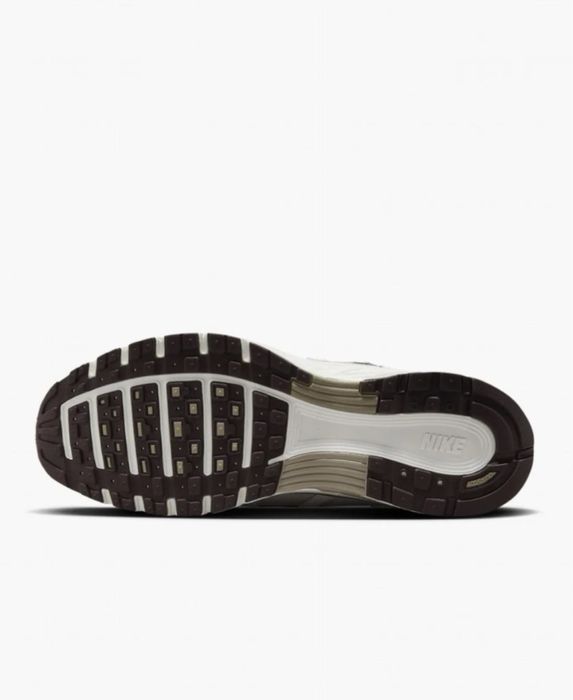 Кросівки Nike P-6000