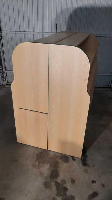 Expositor movel  para pendurar chás ou colecções (porta-chaves)