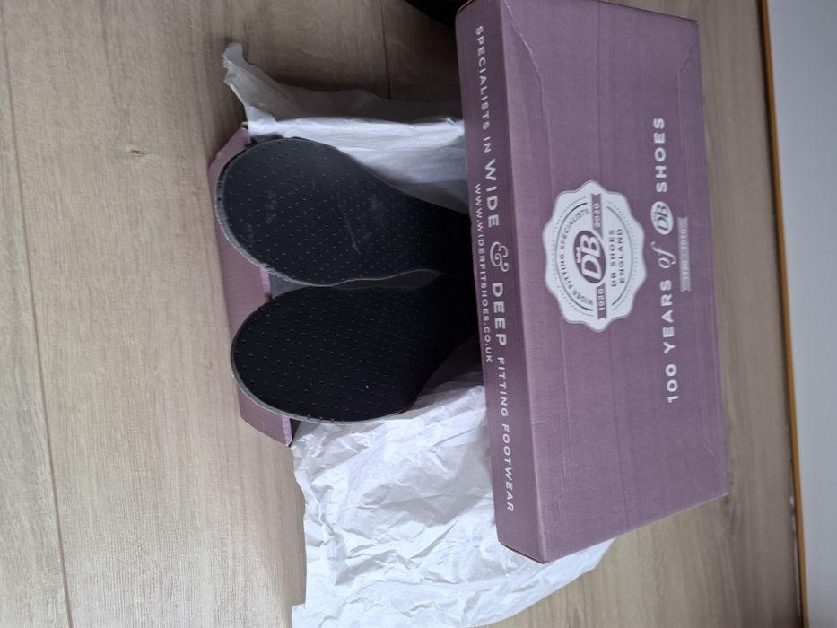 Buty czarne damskie r. 42