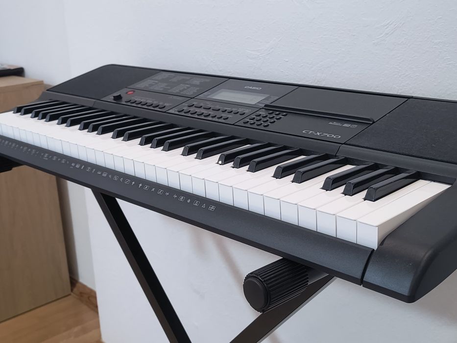 casio ct x700 - Купити музичні інструменти - Ціна на OLX.ua