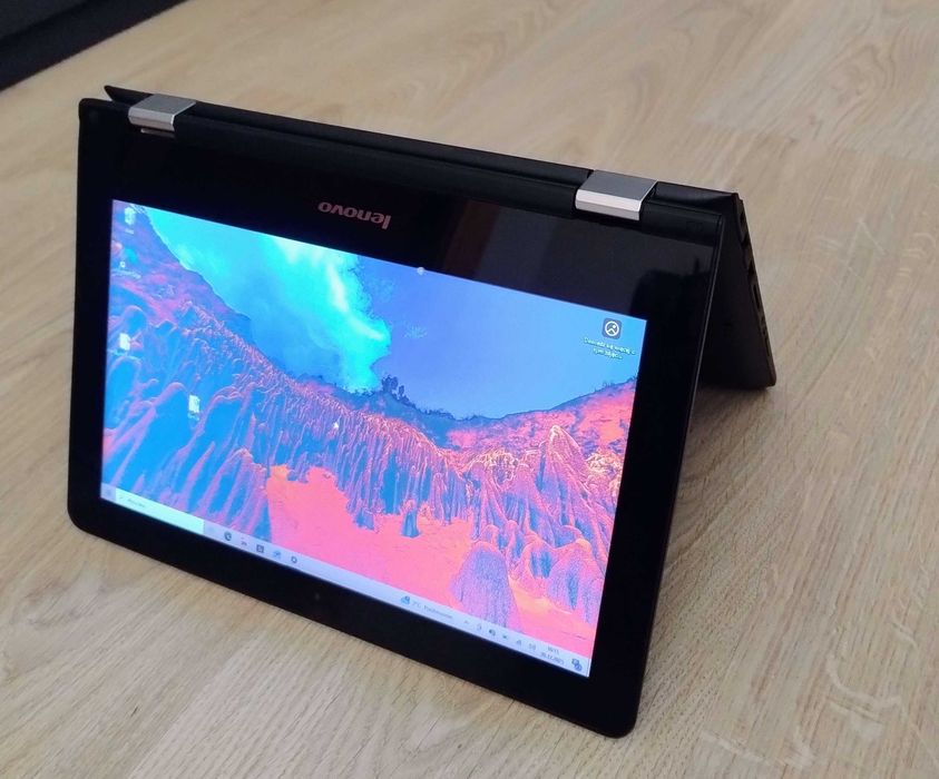 Komputer Tablet Lenovo Yoga 300-11IBR