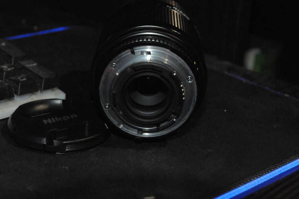 Nikon AF NIKKOR 70-210mm f 4-5.6