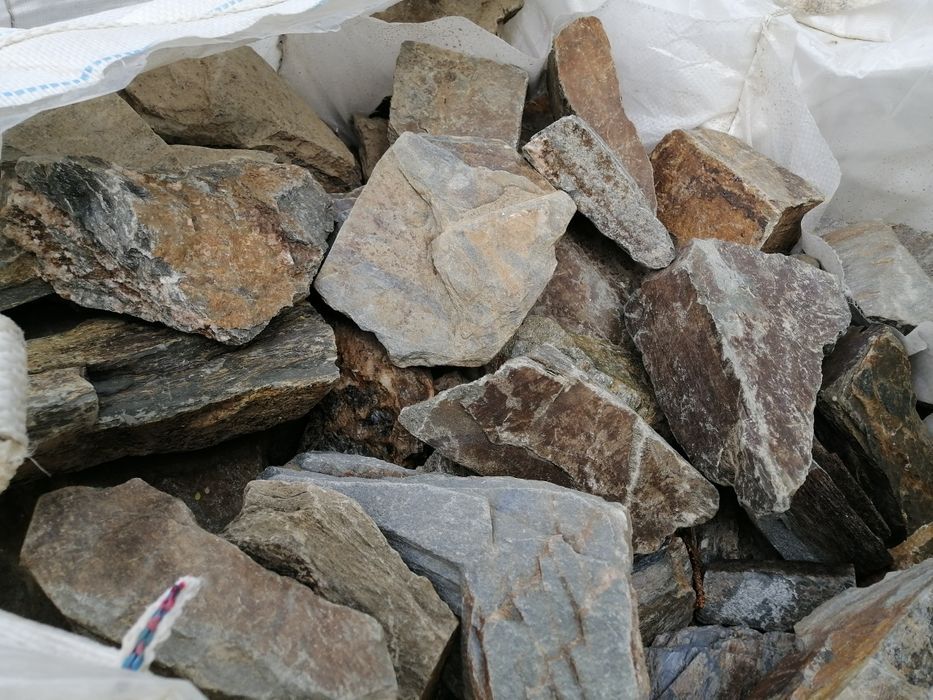 Łupek szarogłazowy kamień naturalny do gabionu na skarpę oczko dostawa