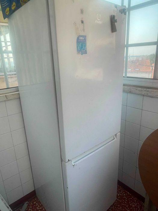 Frigorifico Indesit