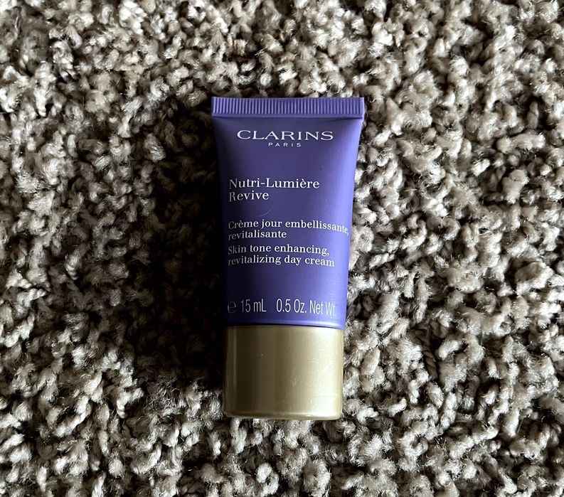 Clarins Nutri Lumiere Revive Jour krem na dzień 15ml