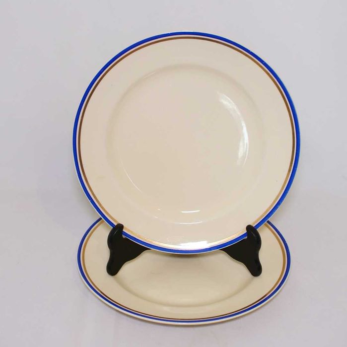 Pratos ingleses antigos em porcelana Burleigh Ware