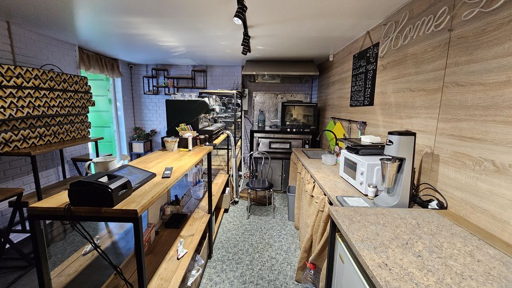 Сдам Маф Хортицкий район с Оборудованием под Кофейню или Варианты