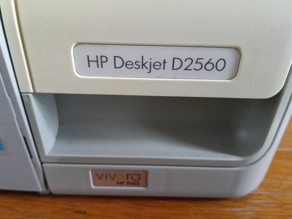 Impressora HP Deskjet D2560