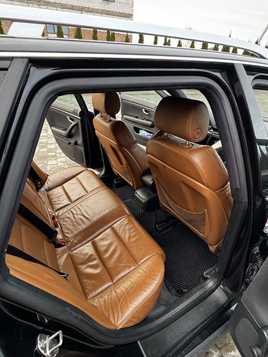 Продам Ауді а4