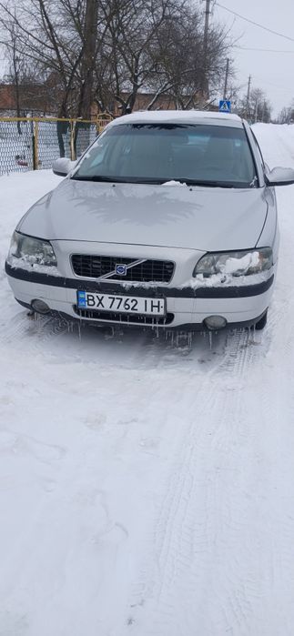 Продам Volvo S 60  2.4 газ/бензин
