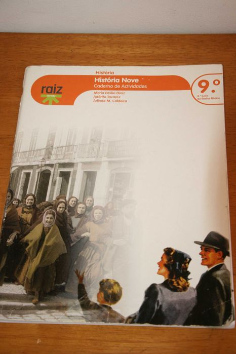 Manuais + Caderno de Atividades "História Nove" 9º ano