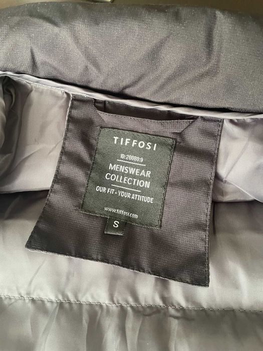 Colete acolchoado casaco sem mangas blusão de penas leve Tiffosi