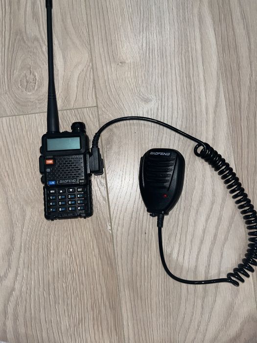 Radio baofeng UV-5R