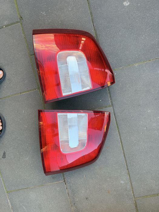 Lampa  prawa tył  tylna skoda octavia ii lift