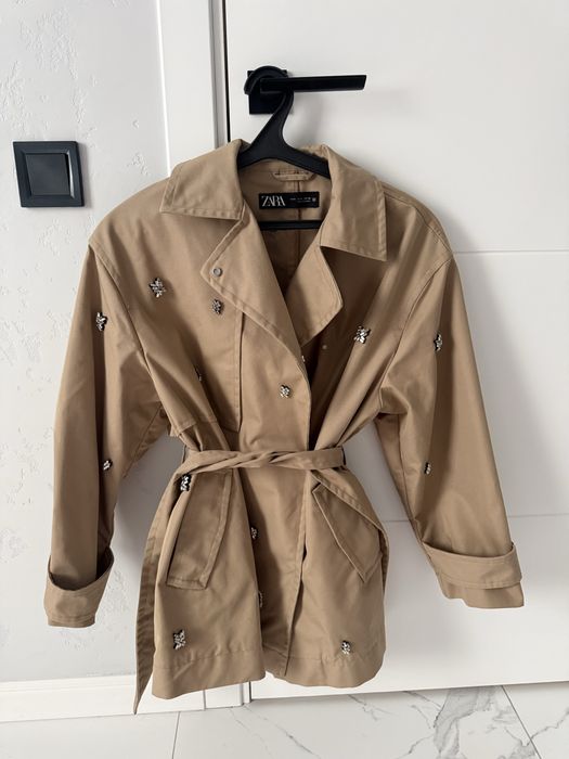 Укорочений тренч Zara