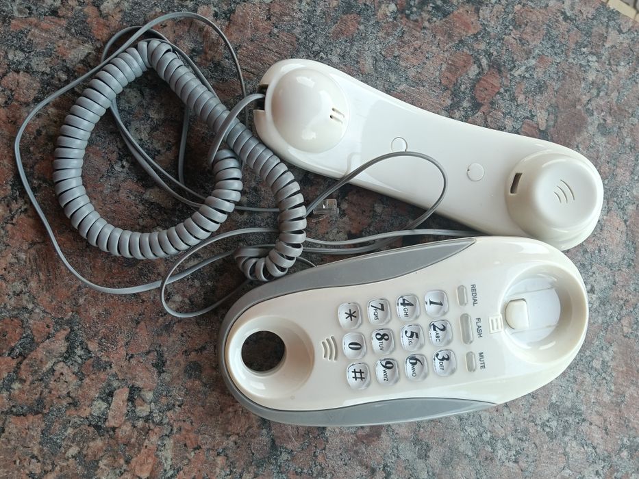 Telefon stacjonarny
