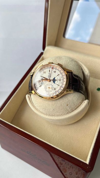 Atlantic Chronograph Universal